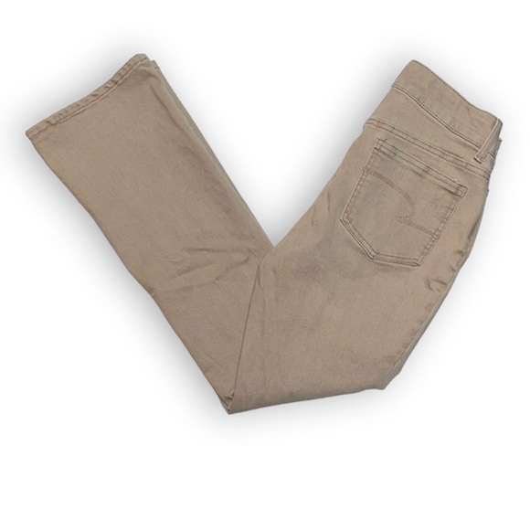 Time and Tru bootcut kaki pants. Size 8 petite. - Picture 4 of 4